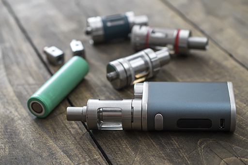 Trois professionnels français de la vape en appellent aux pouvoirs publics